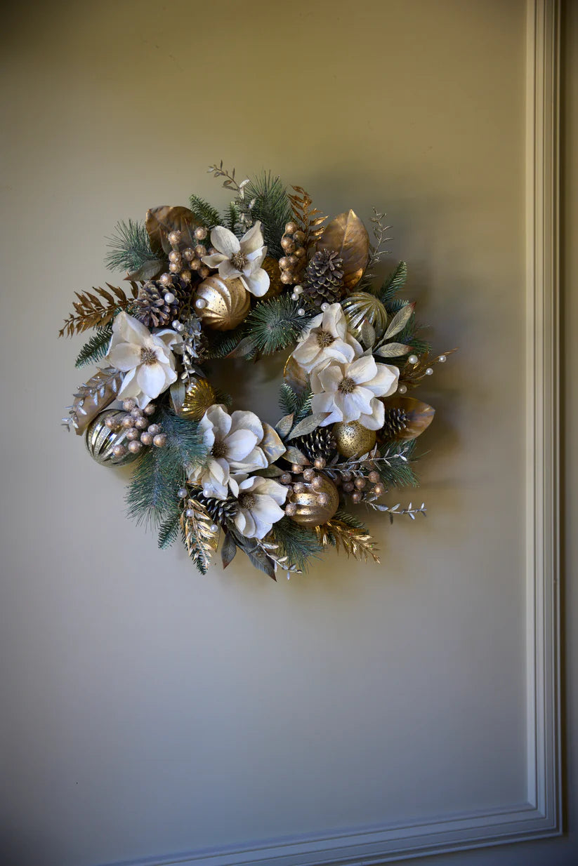 71cm Gilded Magnolia Wreath