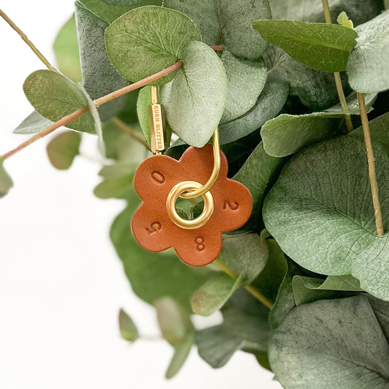 Leather Flower Keyrings | 2850