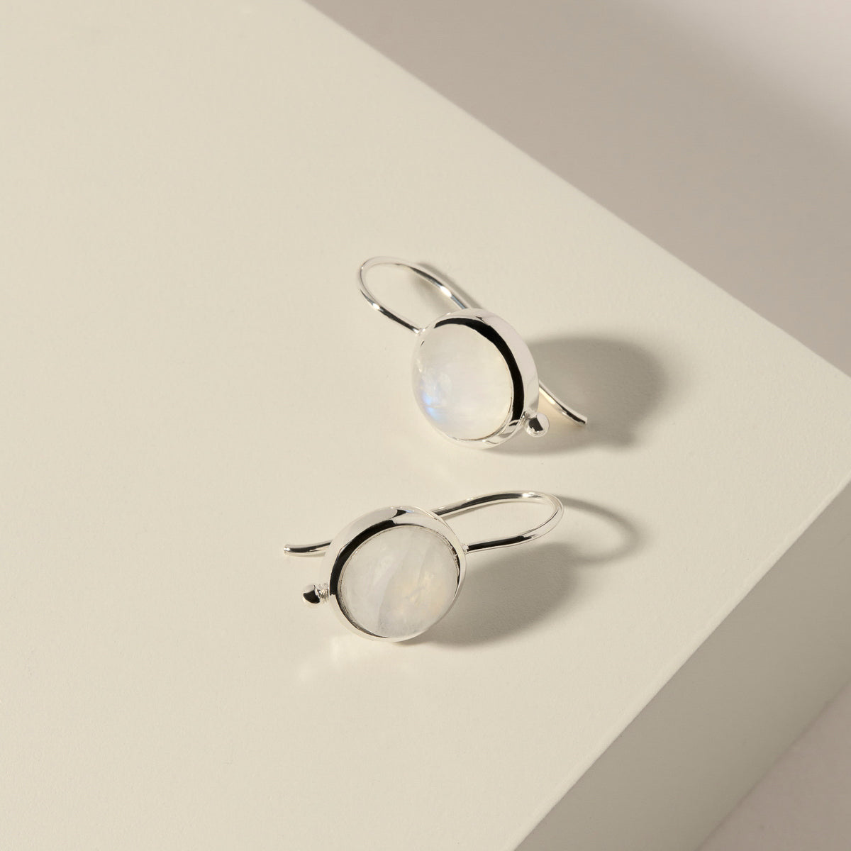 Garland Silver Moonstone Earring