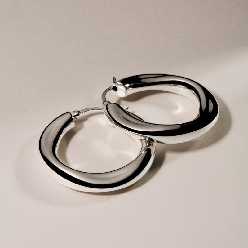 Dune Medium Silver Hoop Earring