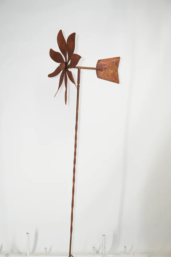 Wind Spinner Small Stake With Tail