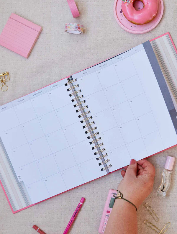 2025 Daily Hustle Planner | Pink