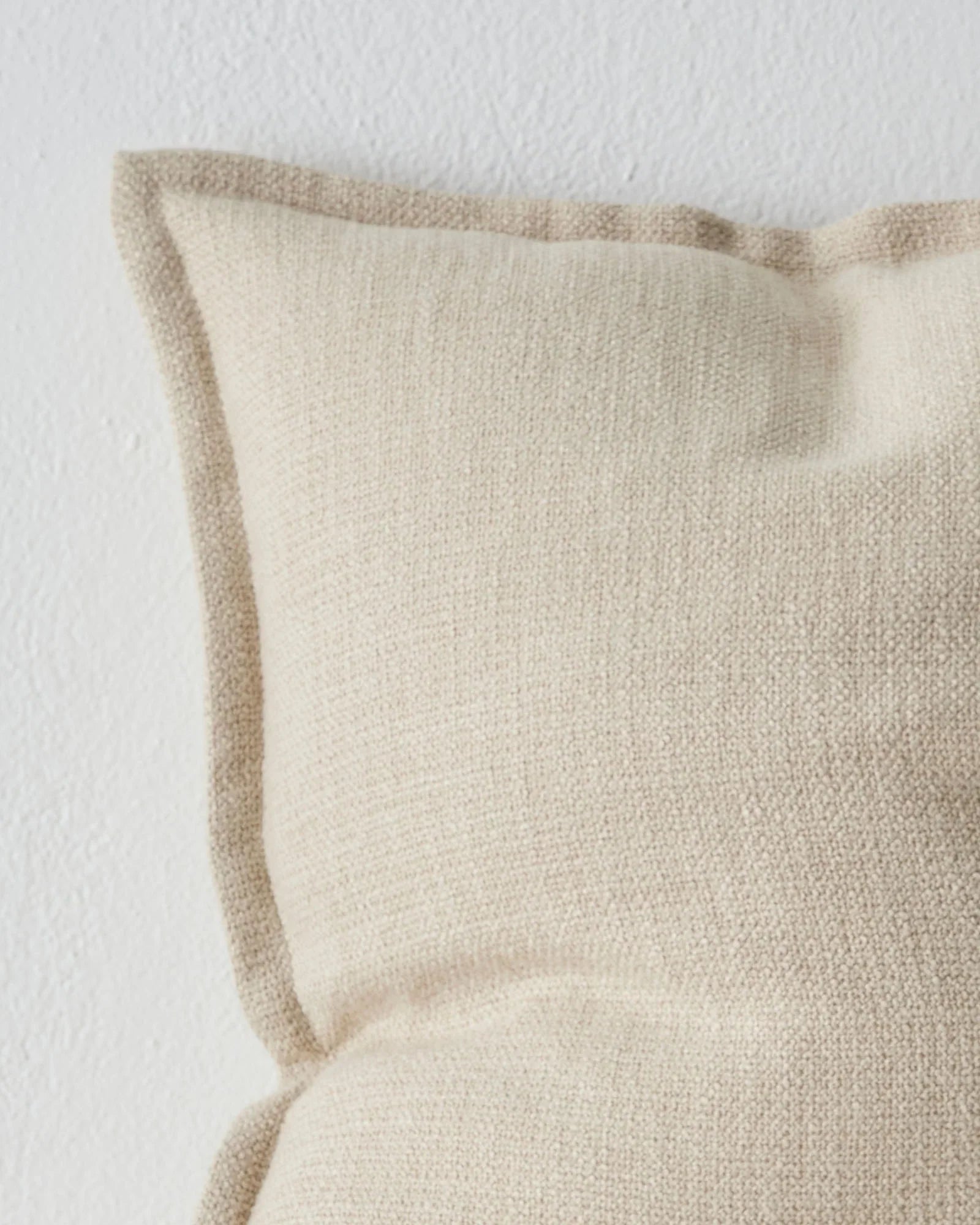 Figlio Cushion | Oyster